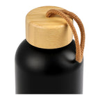 Tania 26 oz Bottle with FSC® Bamboo Lid - Closeup of cap 