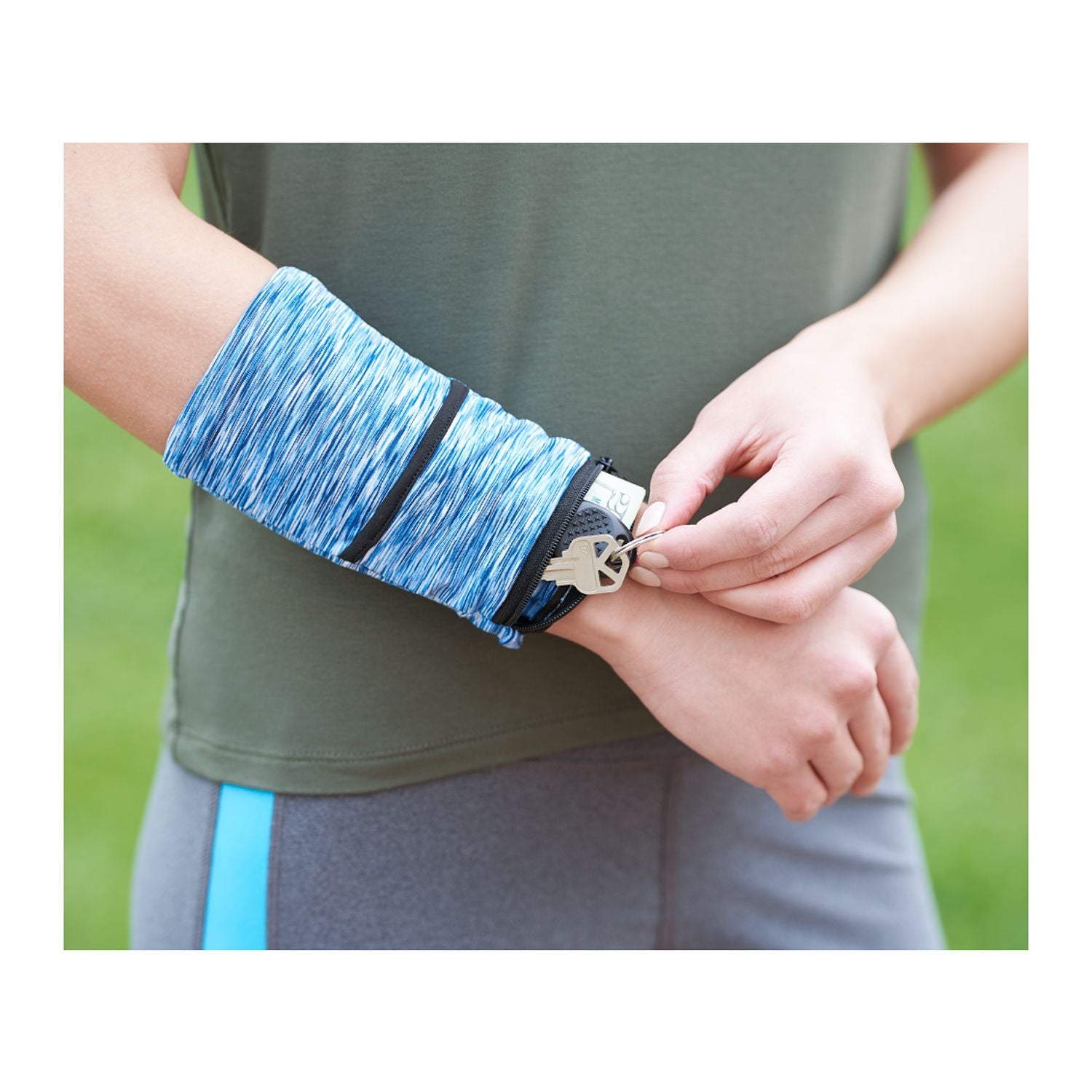 Cooling Heathered Wrist Band with Pocket